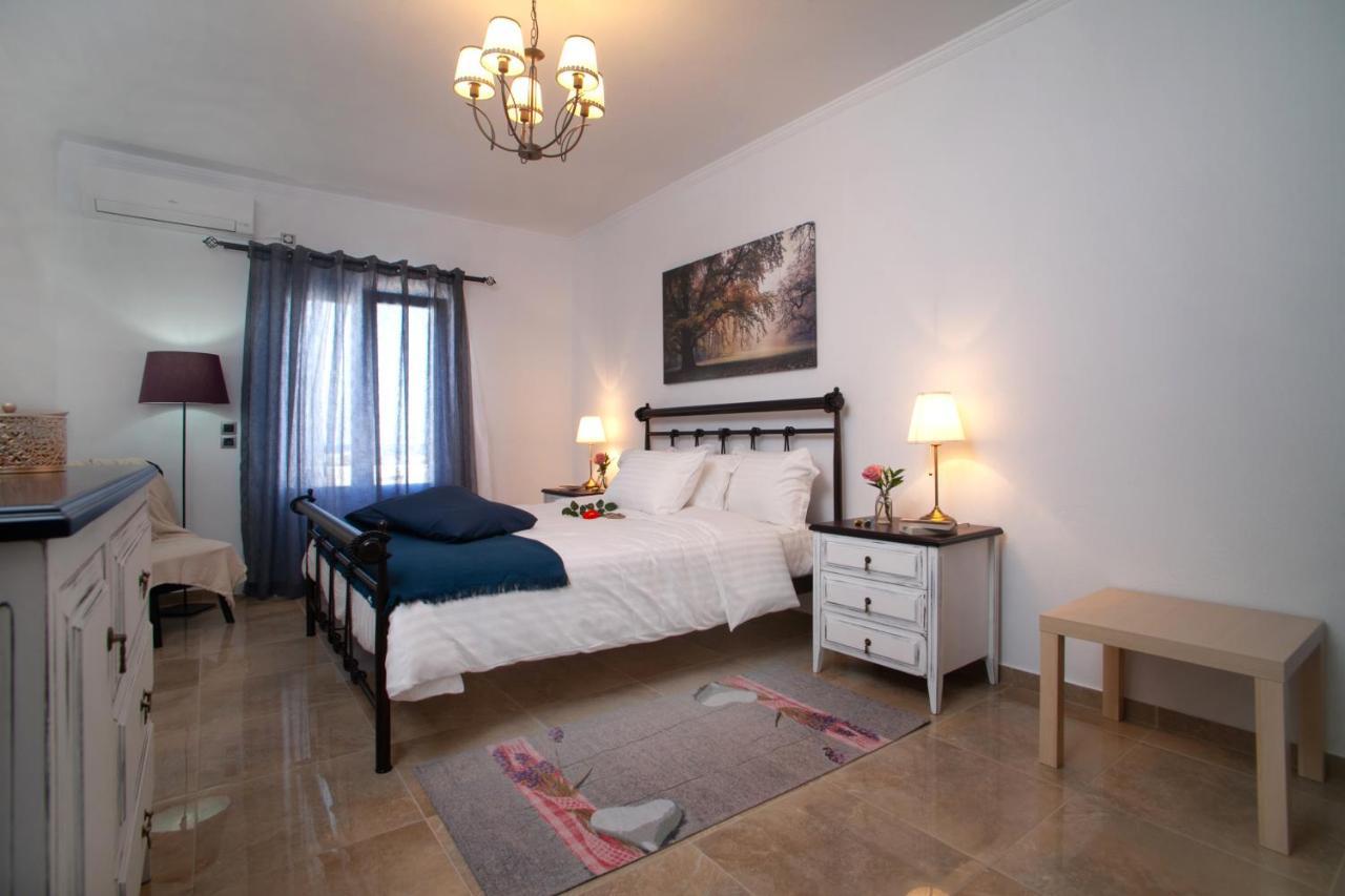 Emporio  Sunrise Apartment Santorini מראה חיצוני תמונה