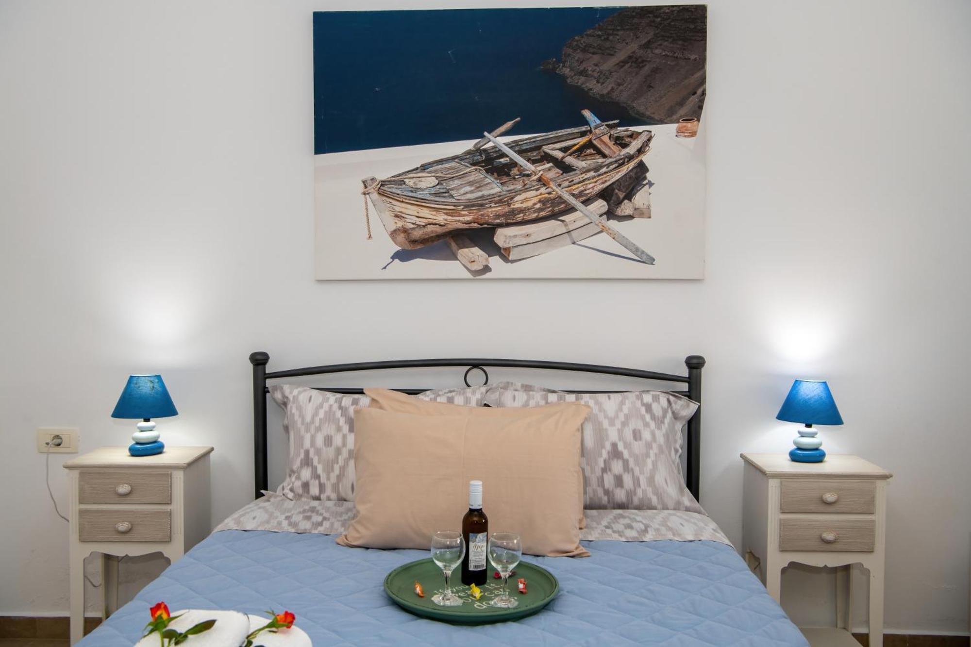 Emporio  Sunrise Apartment Santorini מראה חיצוני תמונה